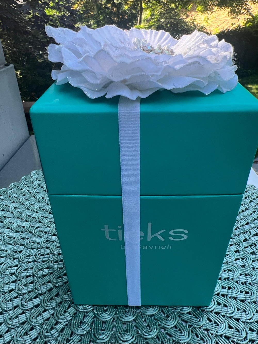 Tieks Teal Gift Box w/ white flower (Box &. Flower only).
